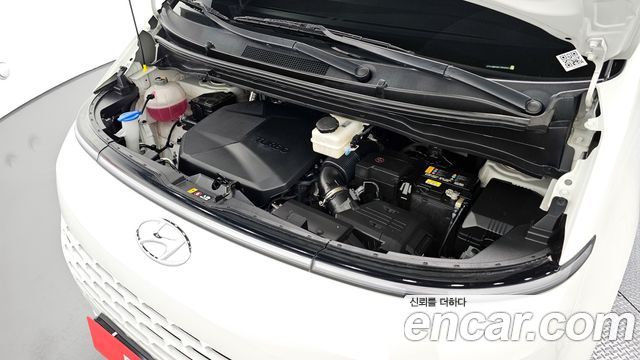 Hyundai Staria 4WD Tourer 9-Seater Modern 2023 — фото 6