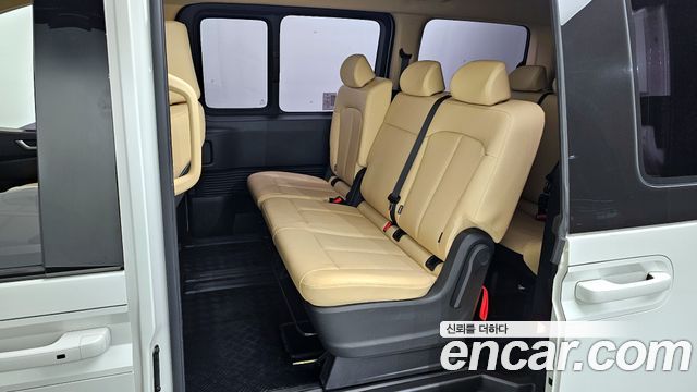 Hyundai Staria 4WD Tourer 9-Seater Modern 2023 — фото 11