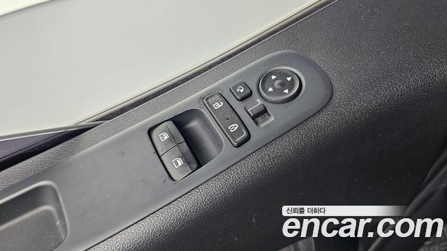 Hyundai Staria 4WD Tourer 9-Seater Modern 2023 — фото 13