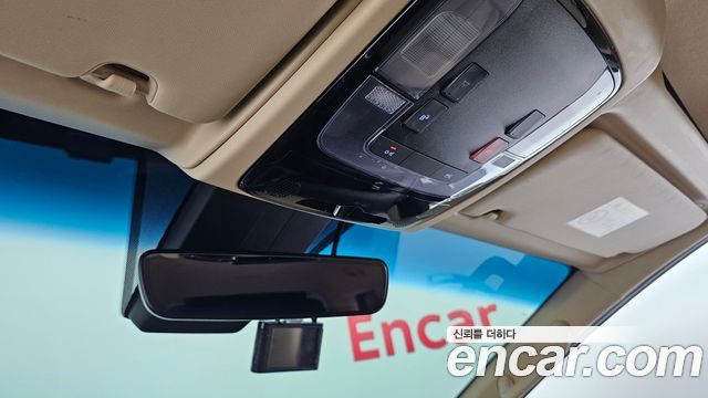 Hyundai Staria 4WD Tourer 9-Seater Modern 2023 — фото 19