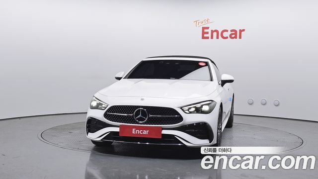 Mercedes-Benz CLE-Class (C236) CLE200 Cabriolet 2024 — фото 3