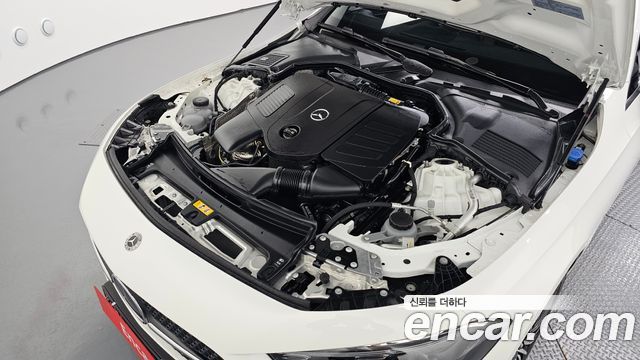 Mercedes-Benz CLE-Class (C236) CLE200 Cabriolet 2024 — фото 6