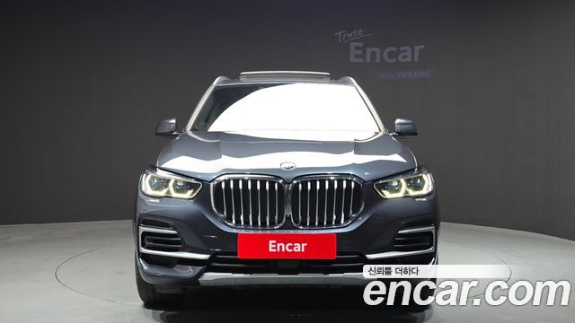 BMW X5 (G05) xDrive 45e xLine 2022 — фото 3