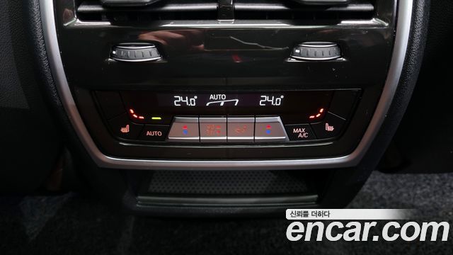 BMW X5 (G05) xDrive 45e xLine 2022 — фото 22