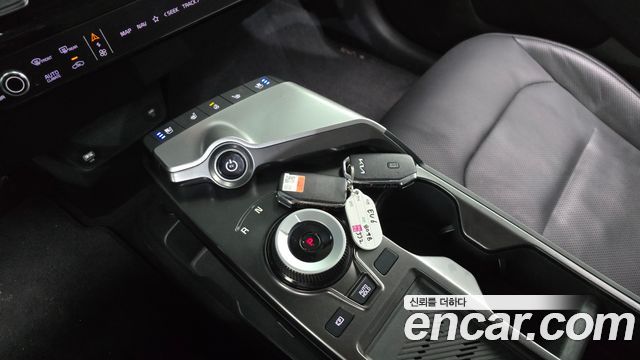 Kia EV6 Long Range 4WD Air 2022 — фото 9