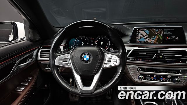 BMW 7 Series (G11) 740Li xDrive M Sport Package 2019 — фото 13