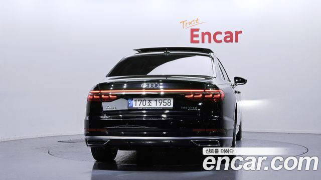 Audi A8 (D5) 55 TFSI Quattro LWB 2021 — фото 4