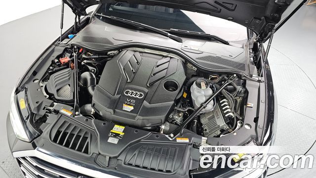 Audi A8 (D5) 55 TFSI Quattro LWB 2021 — фото 6