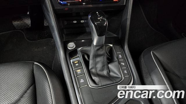 Volkswagen Tiguan Allspace 2.0 TSI Prestige 2022 — фото 9