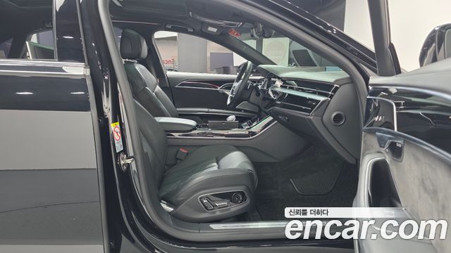 Audi A8 (D5) 55 TFSI Quattro LWB 2020 — фото 11
