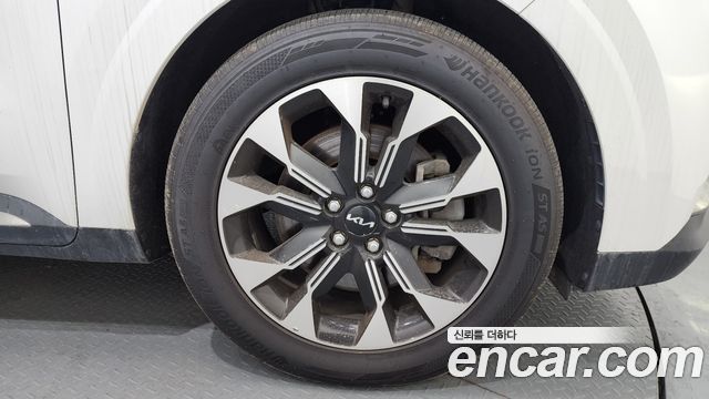 Kia Carnival (IV) Diesel 9-Seater Signature 2023 — фото 5