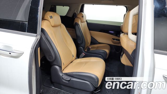 Kia Carnival (IV) Diesel 9-Seater Signature 2023 — фото 16