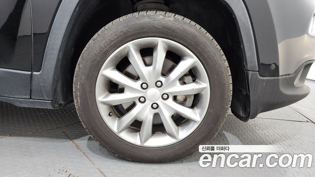 Jeep Cherokee (KL) 2.4 Longitude High AWD 2018 — фото 5