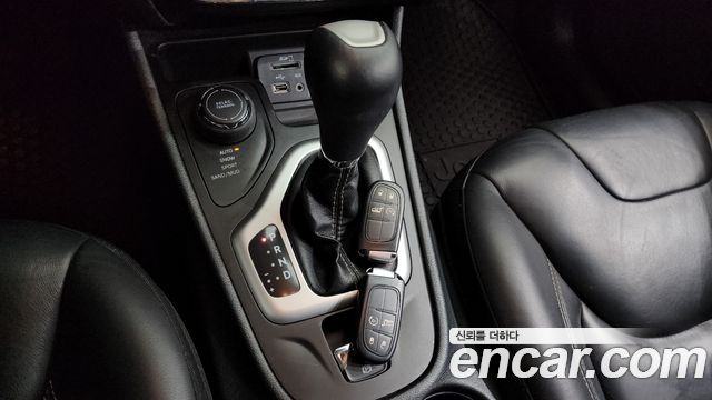 Jeep Cherokee (KL) 2.4 Longitude High AWD 2018 — фото 9
