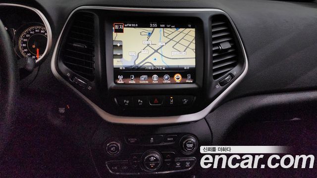 Jeep Cherokee (KL) 2.4 Longitude High AWD 2018 — фото 18