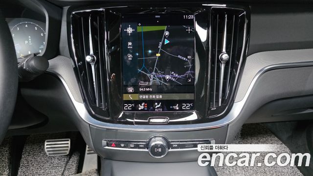 Volvo S60 (III) B5 R-Design 2022 — фото 15