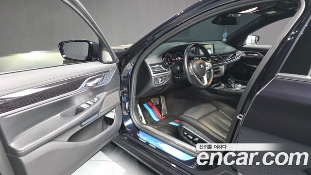 BMW 7 Series (G11) 740Li xDrive M Sport Package 2017 — фото 10