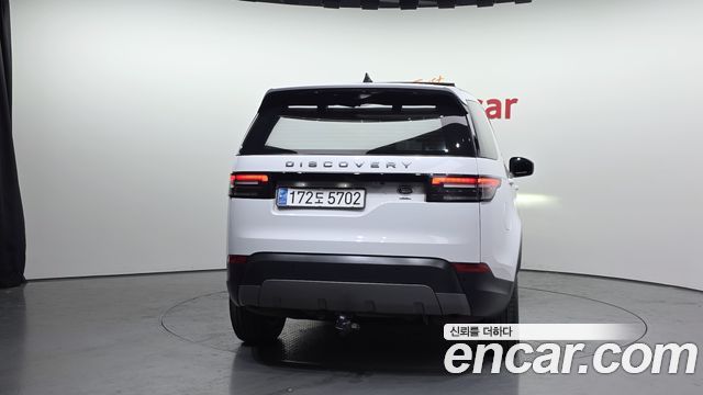 Land Rover Discovery 5 3.0 SD6 SE 2019 — фото 4