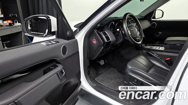 Land Rover Discovery 5 3.0 SD6 SE 2019 — фото 10