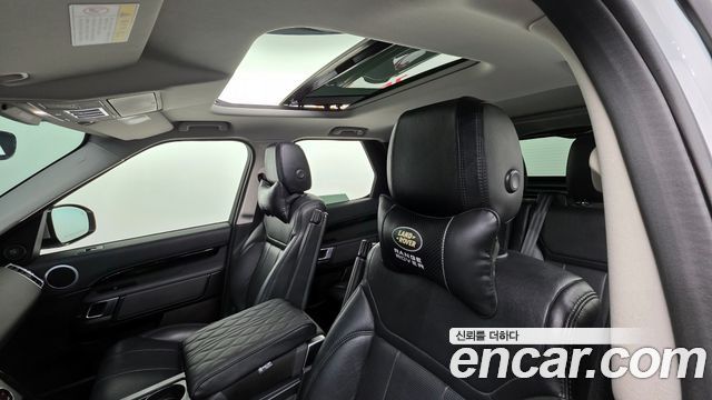 Land Rover Discovery 5 3.0 SD6 SE 2019 — фото 19