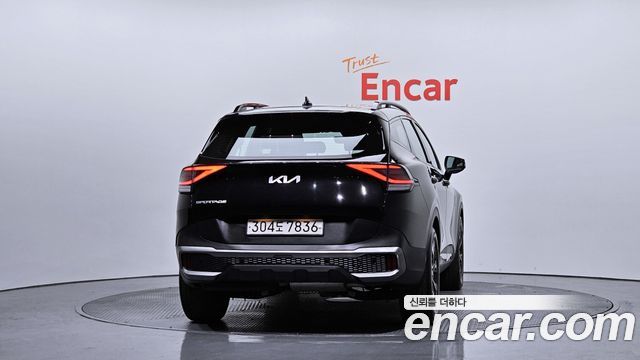 Kia Sportage (V) Diesel 2.0 2WD Signature Gravity 2023 — фото 4