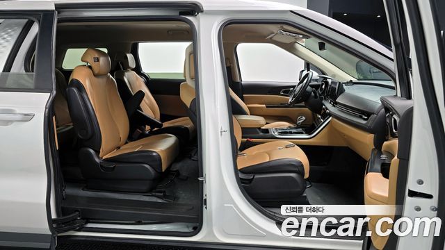 Kia Carnival (IV) Diesel 9-Seater Prestige 2023 — фото 10
