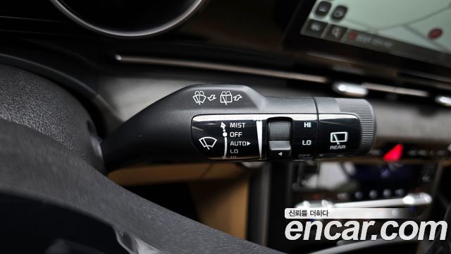 Kia Carnival (IV) Diesel 9-Seater Prestige 2023 — фото 18