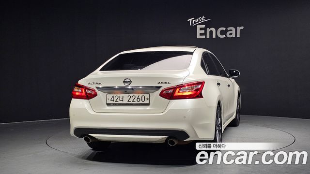 Nissan Altima 2.5 L33 2017 — фото 4