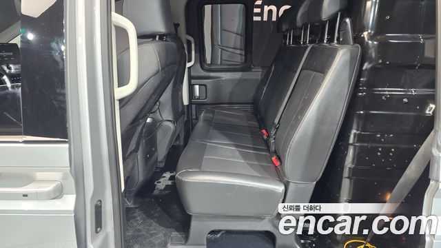 Hyundai Staria Cargo 5-Seater Modern 2022 — фото 12