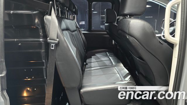 Hyundai Staria Cargo 5-Seater Modern 2022 — фото 13