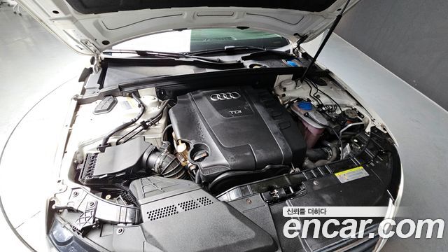 Audi A4 2.0 TDI B8 2012 — фото 6