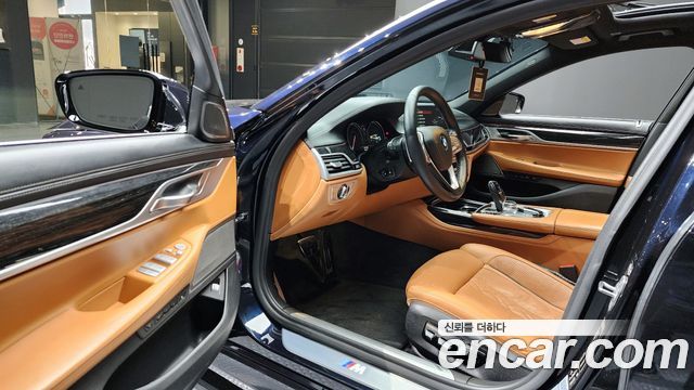 BMW 7 Series (G11) 740Li xDrive M Sport Package 2018 — фото 14