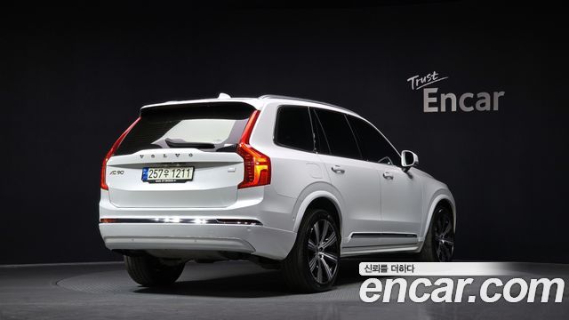 Volvo XC90 (II) T8 Inscription Hybird 2022 — фото 2