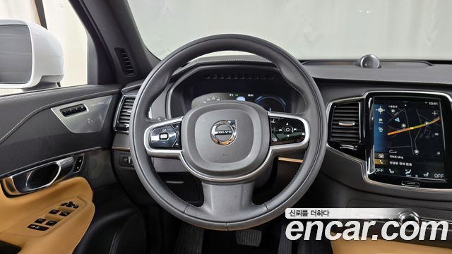 Volvo XC90 (II) T8 Inscription Hybird 2022 — фото 13