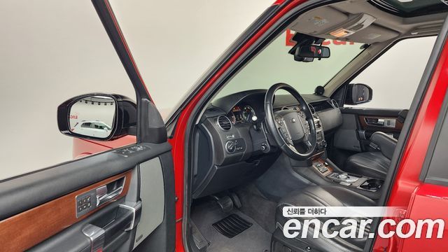 Land Rover Discovery 4 3.0 SDV6 HSE 2016 — фото 10