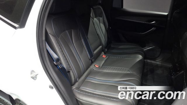 Renault Korea Grand Koleos 1.5 E-TECH Esprit Alphine 2WD 2025 — фото 12
