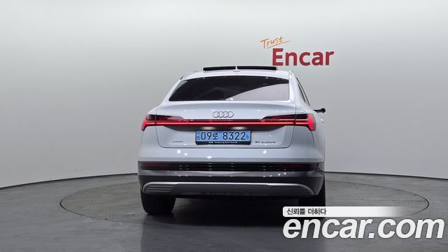 Audi e-tron 50 Quattro Sportback 2021 — фото 4