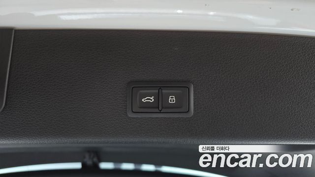 Audi e-tron 50 Quattro Sportback 2021 — фото 20