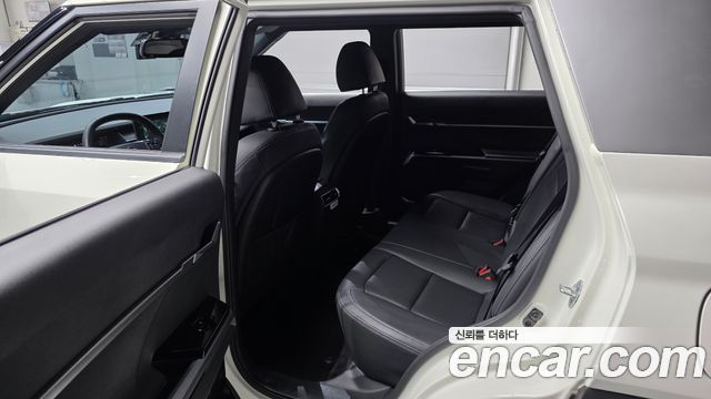 KG Mobility (SsangYong) Torres Gasoline 1.5 4WD T5 2023 — фото 20