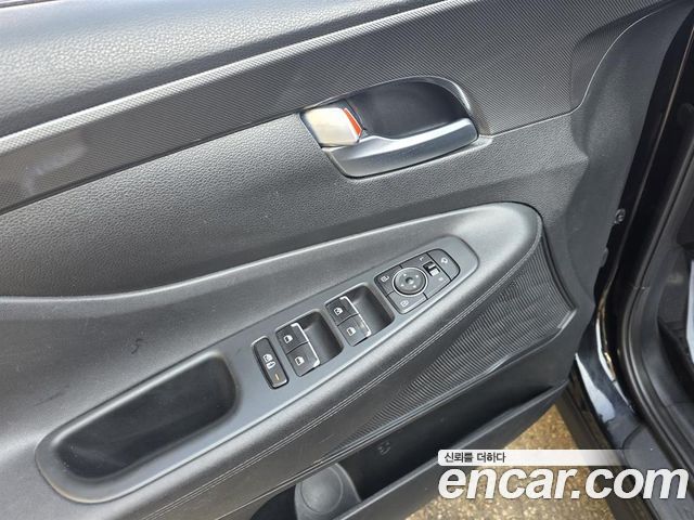 Hyundai Santa Fe Diesel 2.2 2WD Premium Choice 2021 — фото 17
