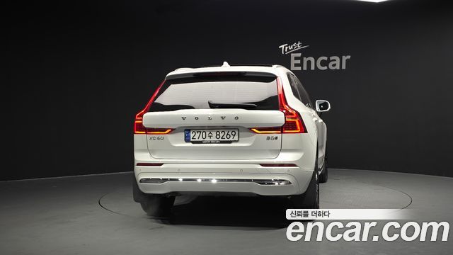 Volvo XC60 (II) B5 Ultra Bright 2025 — фото 4