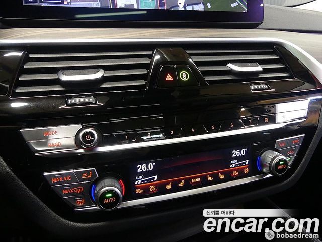 BMW 6 Series GT (G32) 630i xDrive Luxury 2024 — фото 20