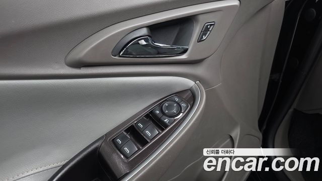 Chevrolet Malibu 1.3 Turbo LS Deluxe 2019 — фото 17