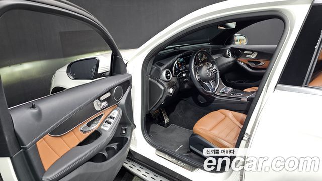 Mercedes-Benz GLC-Class (X253) GCL300 4MATIC Coupe 2023 — фото 10