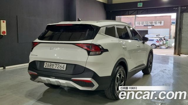 Kia Sportage (V) Diesel 2.0 2WD Prestige 2022 — фото 2