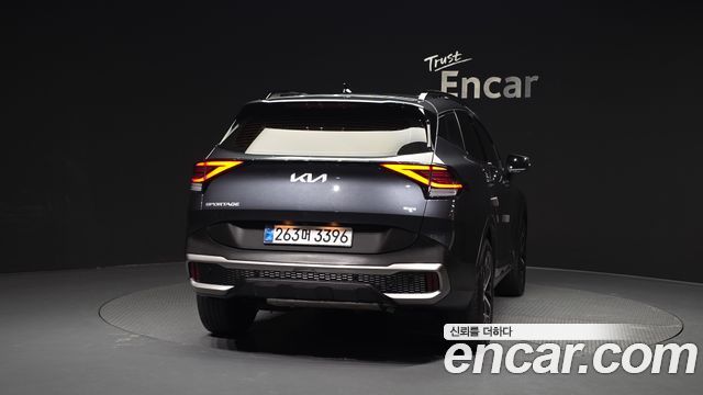 Kia Sportage Hybrid (V) Signature Gravity 2WD 2022 — фото 4