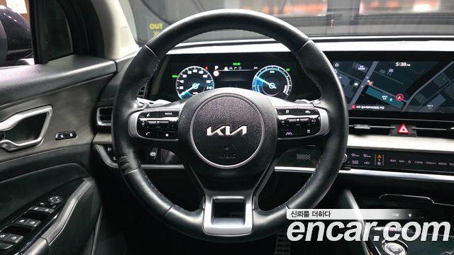 Kia Sportage Hybrid (V) Signature Gravity 2WD 2022 — фото 17