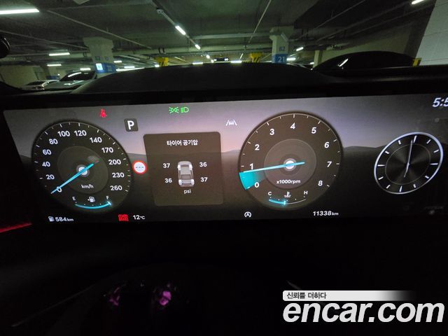 Genesis G80 (RG3) Gasoline 3.5 Turbo AWD 2025 — фото 17