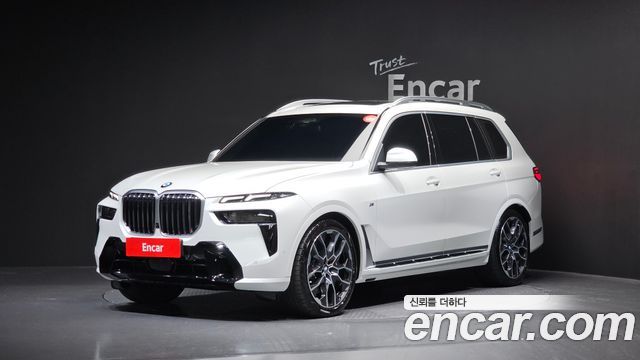 BMW X7 (G07) xDrive 40i M Sport 6STR 2024 — фото 1