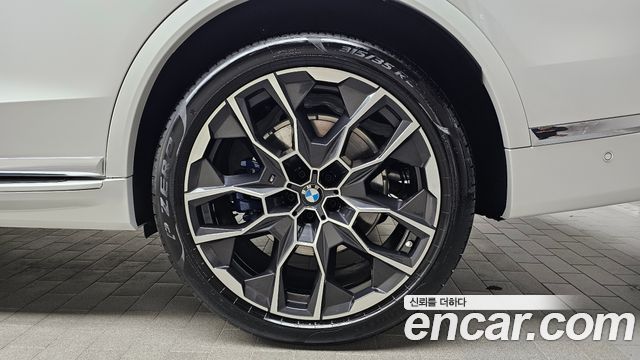 BMW X7 (G07) xDrive 40i M Sport 6STR 2024 — фото 5